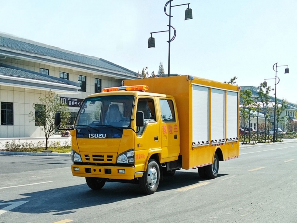 五十鈴雙排座搶險車 五十鈴雙排座搶險車